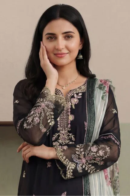 Diamond-Premium-Embroidered-Lawn-3-Piece-Stitched-Suit