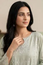 Diamond-Premium-Embroidered-Lawn-3-Piece-Stitched-Suit