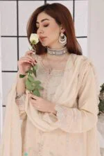 Mahpara Luxury Embroidered Chiffon Suit