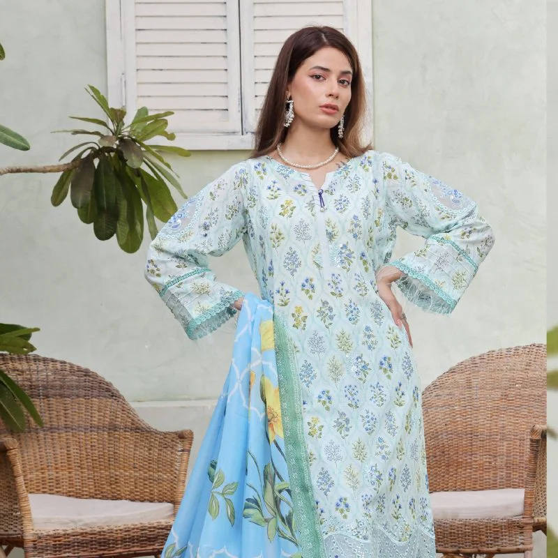 Pakistani Lawn Suits Unstitched for Women in Pakistan