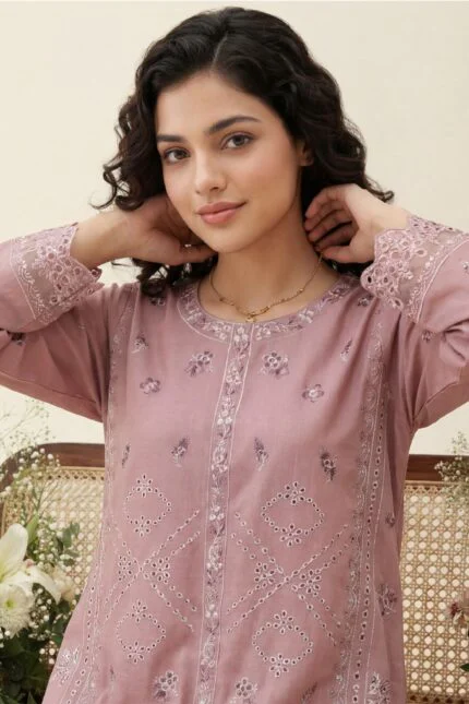 REET LUXURY SEMI-STITCHED CHIKEN-KARI SLUB LAWN SUIT WITH FANCY DUPATTA