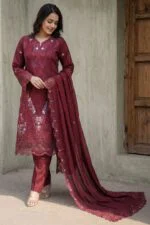 AAINA LUXURY HEAVY EMBROIDERED LAWN 3PC SUIT