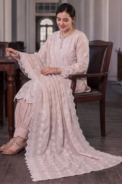 DANIA BEST LUXURY EMBROIDERED CHICKEN KARI LAWN 3PC SUIT