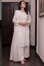 DANIA BEST LUXURY EMBROIDERED CHICKEN KARI LAWN 3PC SUIT