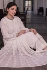 DANIA BEST LUXURY EMBROIDERED CHICKEN KARI LAWN 3PC SUIT