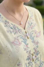 WADA BEST CHIKENKARI EMBROIDERED SLUB LAWN 3PC SUIT