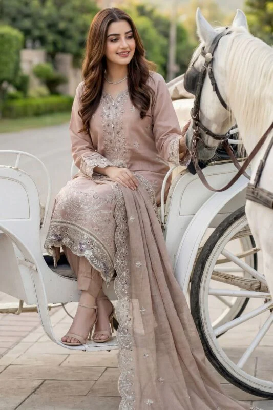 WADA BEST CHIKENKARI EMBROIDERED SLUB LAWN 3PC SUIT