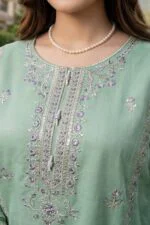 WADA BEST CHIKENKARI EMBROIDERED SLUB LAWN 3PC SUIT