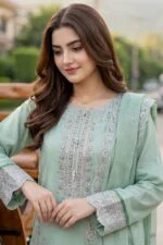 WADA BEST CHIKENKARI EMBROIDERED SLUB LAWN 3PC SUIT