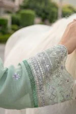 WADA BEST CHIKENKARI EMBROIDERED SLUB LAWN 3PC SUIT